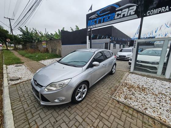 FORD FOCUS 2.0 SE 16V FLEX 4P POWERSHIFT